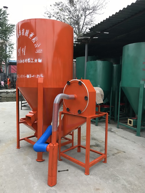 小型飼料粉碎機(jī)、制粒機(jī)在飼料生產(chǎn)中的關(guān)鍵功能與價(jià)值